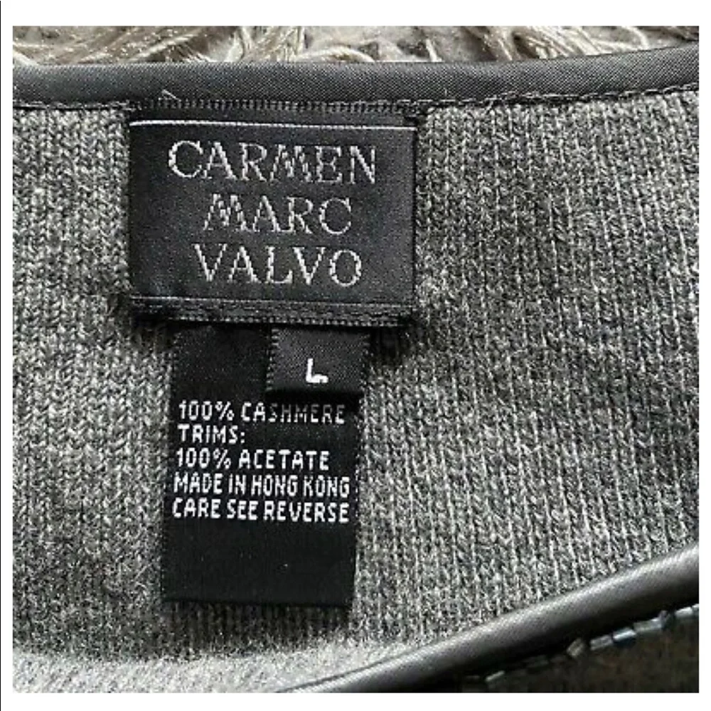 CARMEN MARC VALVO Signature Cashmere Tank Top - Picture 2 of 4